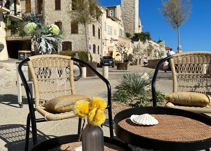 L De Manon, Centre Historique Du Vieil Apartamento Antibes